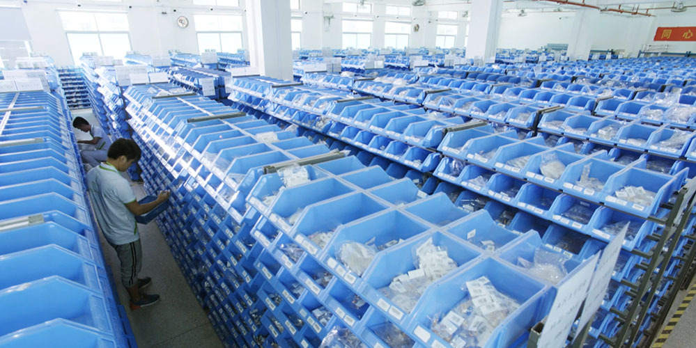 Yiwu Dingrui Jewelry Co., Ltd. Bracelets