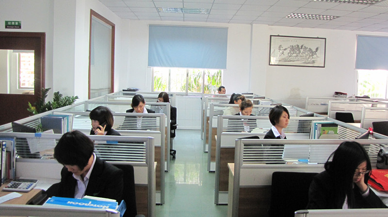Guangzhou Lydia Int'l Trade Co., Ltd. Base Coat