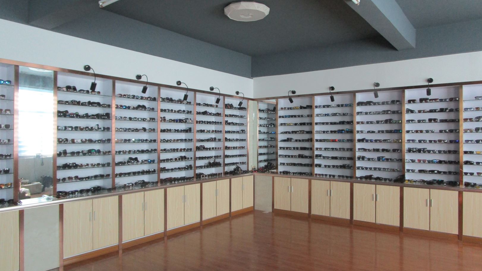 Taizhou Aodun Glasses Co., Ltd. Eyeglasses Frames
