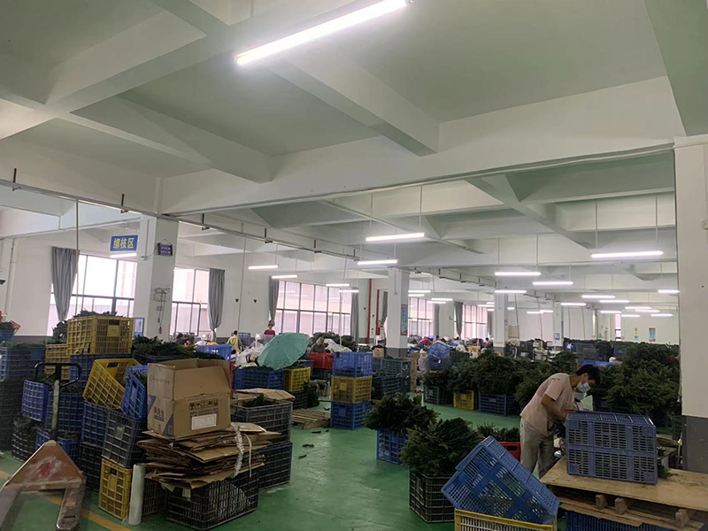 HuiZhou Lily Everest Arts & Crafts Co., Ltd. Plastic Flowerpots