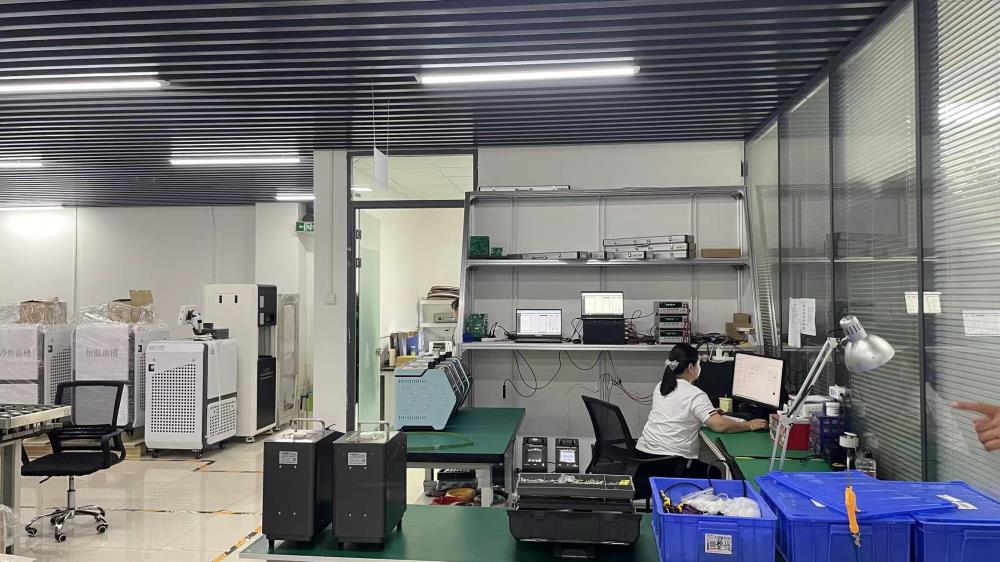 Beijing Hengsheng Weiye Technology Co., Ltd. Pressure Calibrator