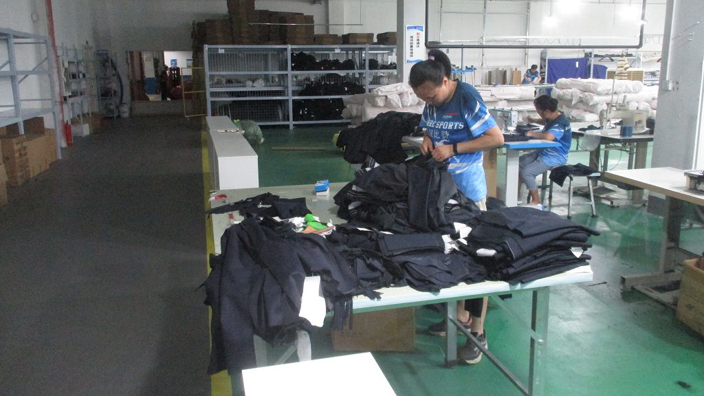 Wuhan Bizarre Sports Co., Ltd. Custom Sportswear