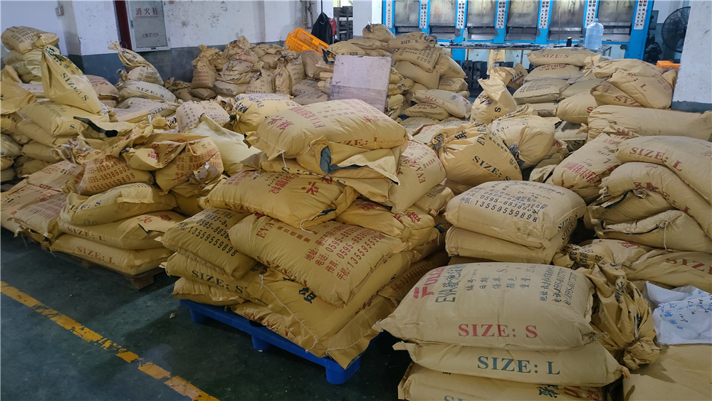 Fuzhou Zhongqian Import And Export Trading Co., Ltd. Sandals
