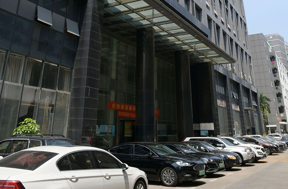 Shenzhen Change Tech Co., Ltd. Electric Scooters