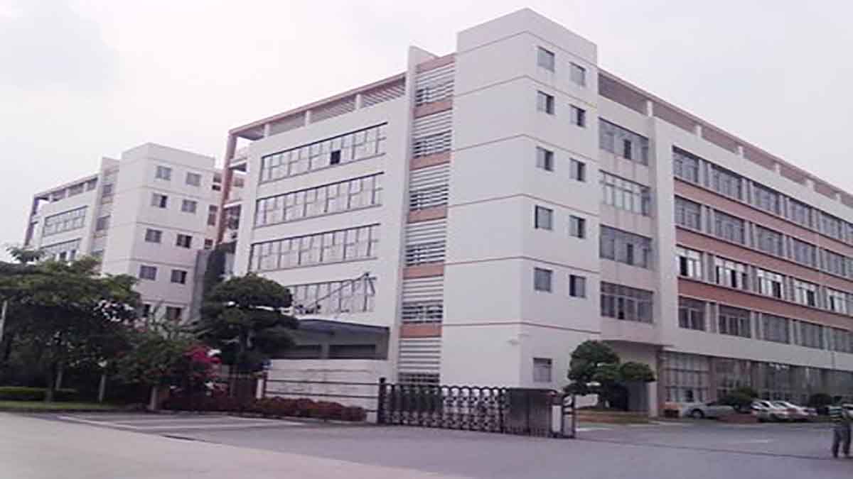Guangzhou Zilong Tech Co., Ltd. EVA Case
