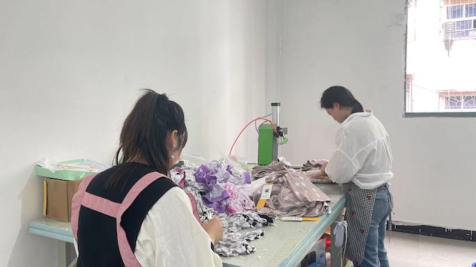 Zhejiang Hotclothes Co., Ltd. Children's clothing