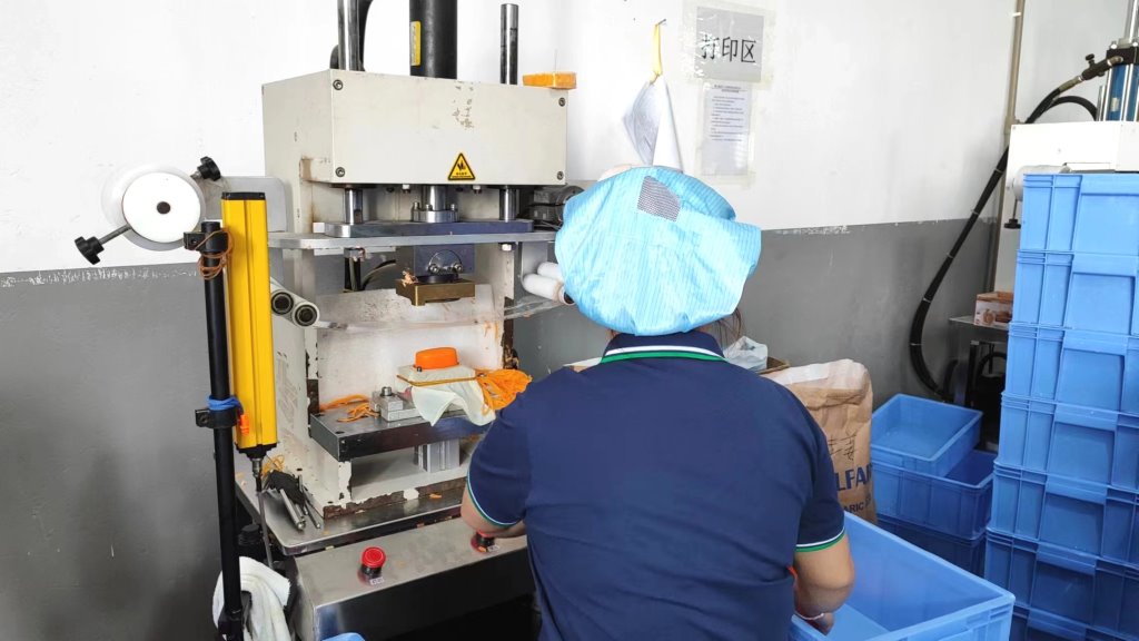 Behalf & Kudos Import and Export Trading Limited Company Jiangmen Soap