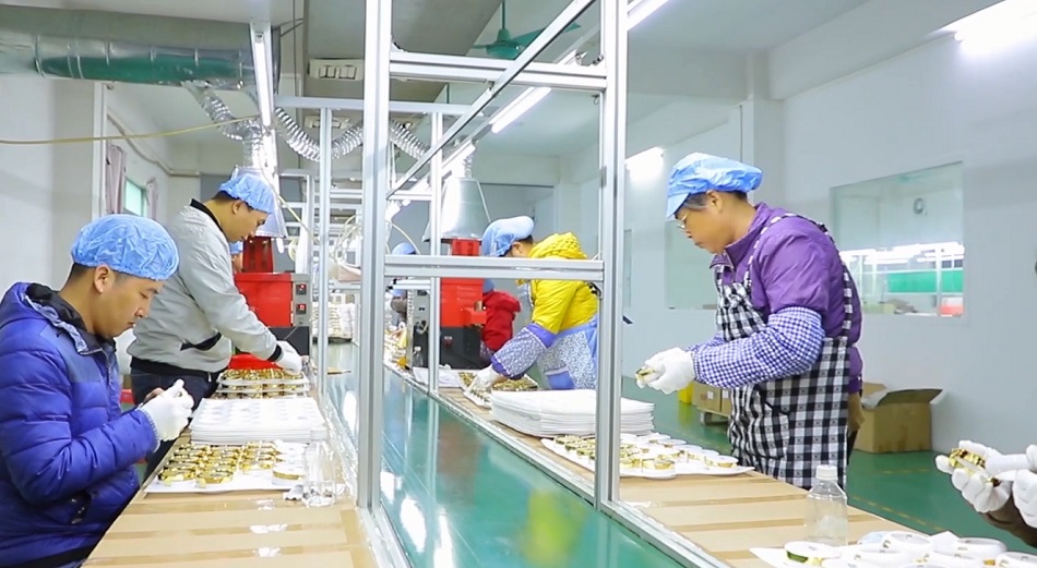 Foshan Nanhai Henrong Plastic Packaging Product Factory Plastic Bottles