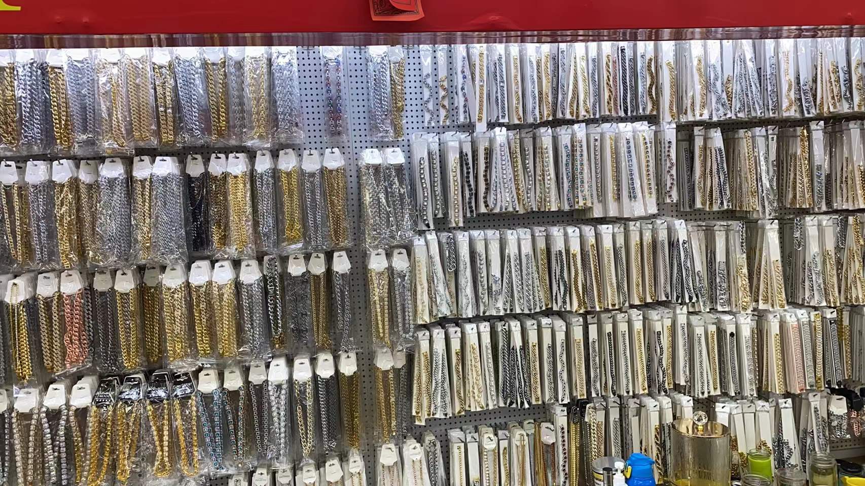 Guangzhou Yuexiu Gengfu Jewelry Firm Bracelets