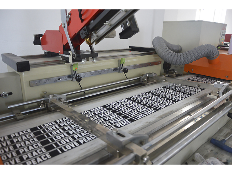Wuxi Huacan Garment Accessories Co., Ltd. factory image 3