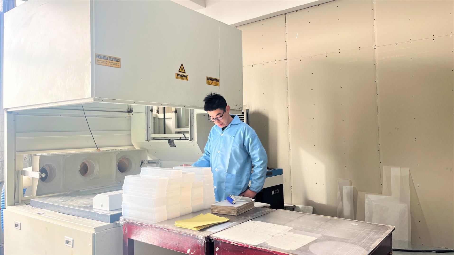 Jiaxing Berghaus Optoelectronic Technology Co., Ltd. factory image 3