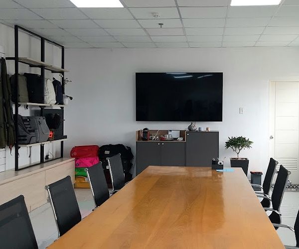 d59uta5621jc73ei8690.jpg