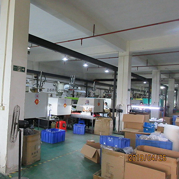 Shinysource Industry Co., Ltd. Stainless Steel Water Bottles