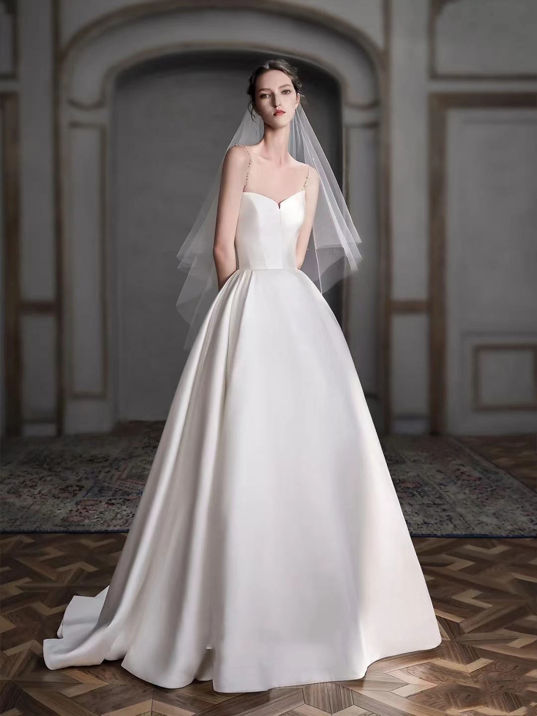 Beijing Ailishi International Trade Co., Ltd. Wedding dresses