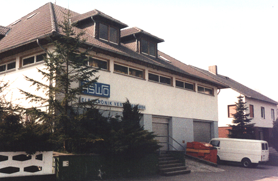 AMC ELEKTRONIK-VERTRIEBS GMBH large domestic appliances