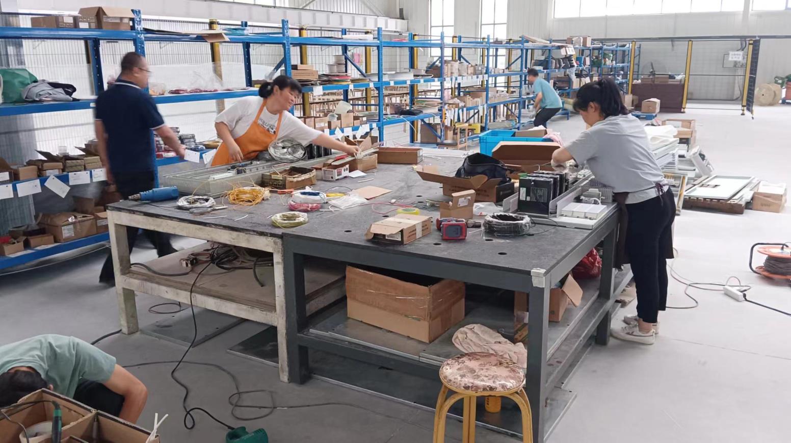 Leading (Shandong) CNC Equipment Co., Ltd. Fiber Laser Cutting Machine