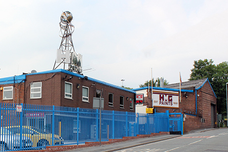H M G SELECT factory image 1