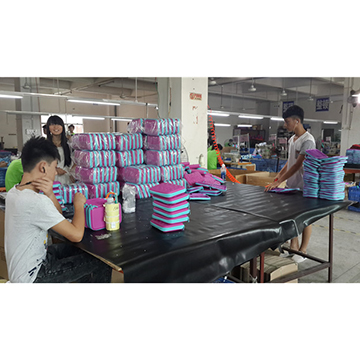 Shenzhen Enze Porch Handbag Limited schoolbags