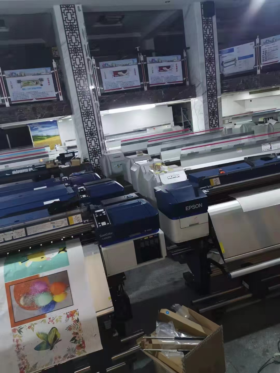 Yiwu Rui Painting Crafts Co., Ltd. Canvas painting
