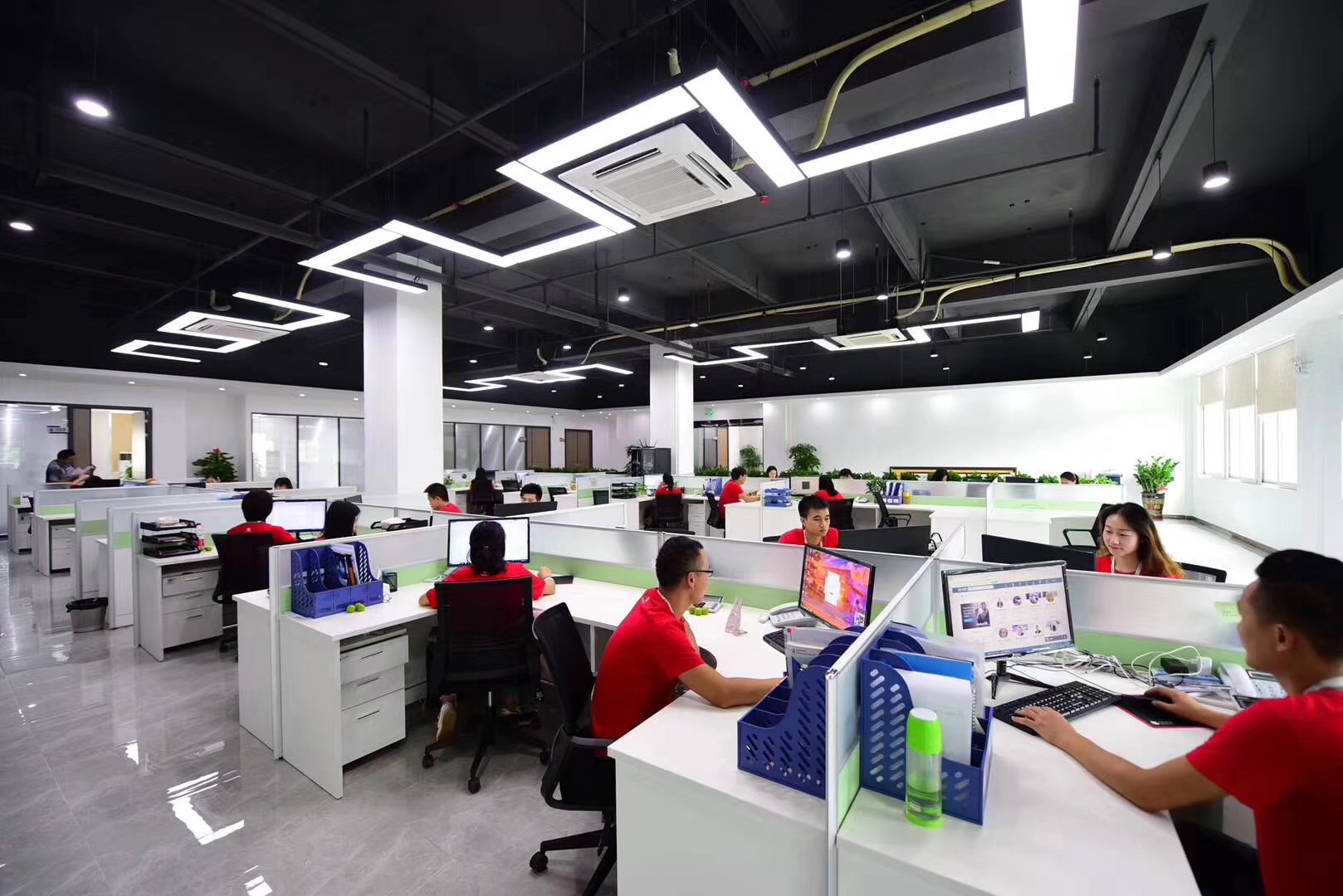 Shaanxi Shuangqi Technology Co., Ltd. LED video wall