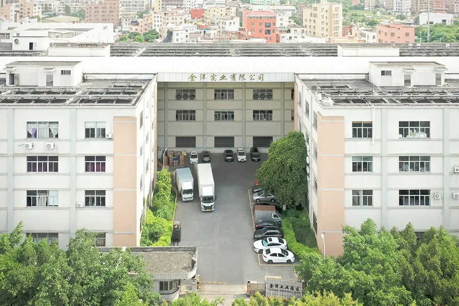 Xiamen Tongan Jinyang Industrial Co., Ltd. Synthetic thatch