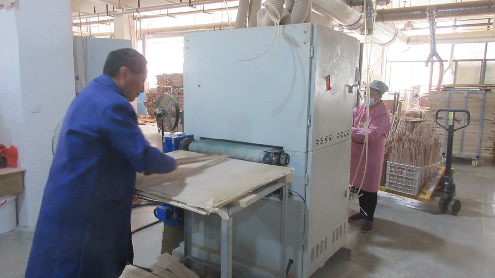 Zhejiang Longfeng Crafts Co., Ltd. Wooden Toys