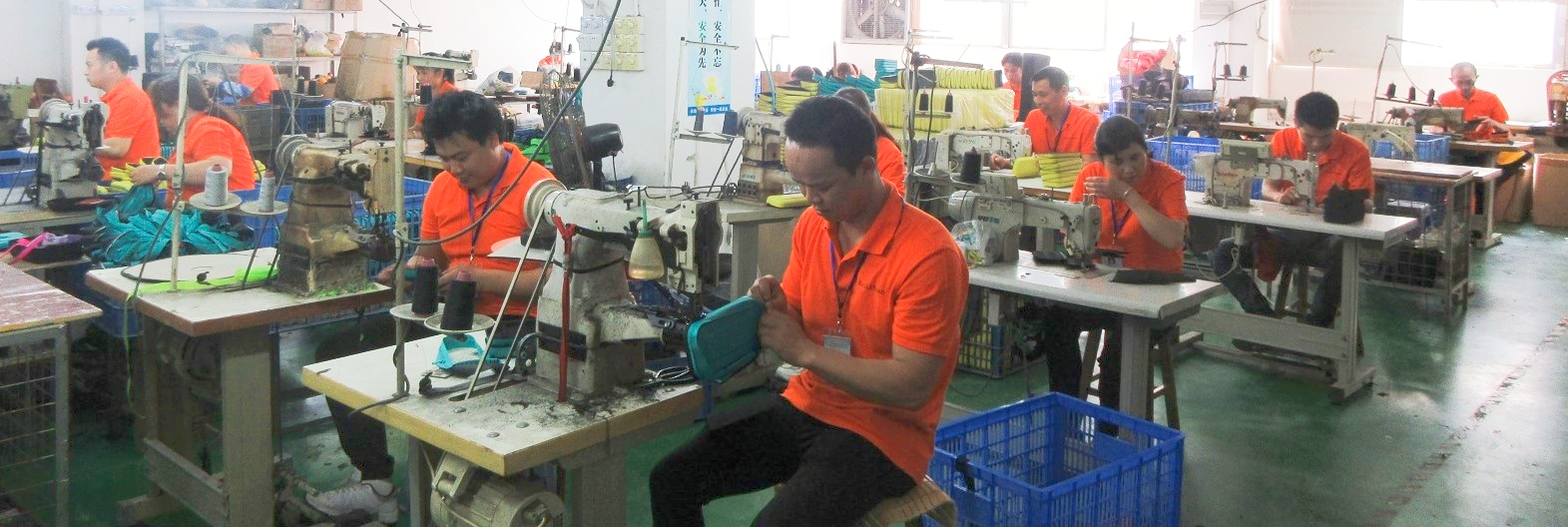 Shenzhen Baoliyuan Handbags Leather Factory Headphone Bags
