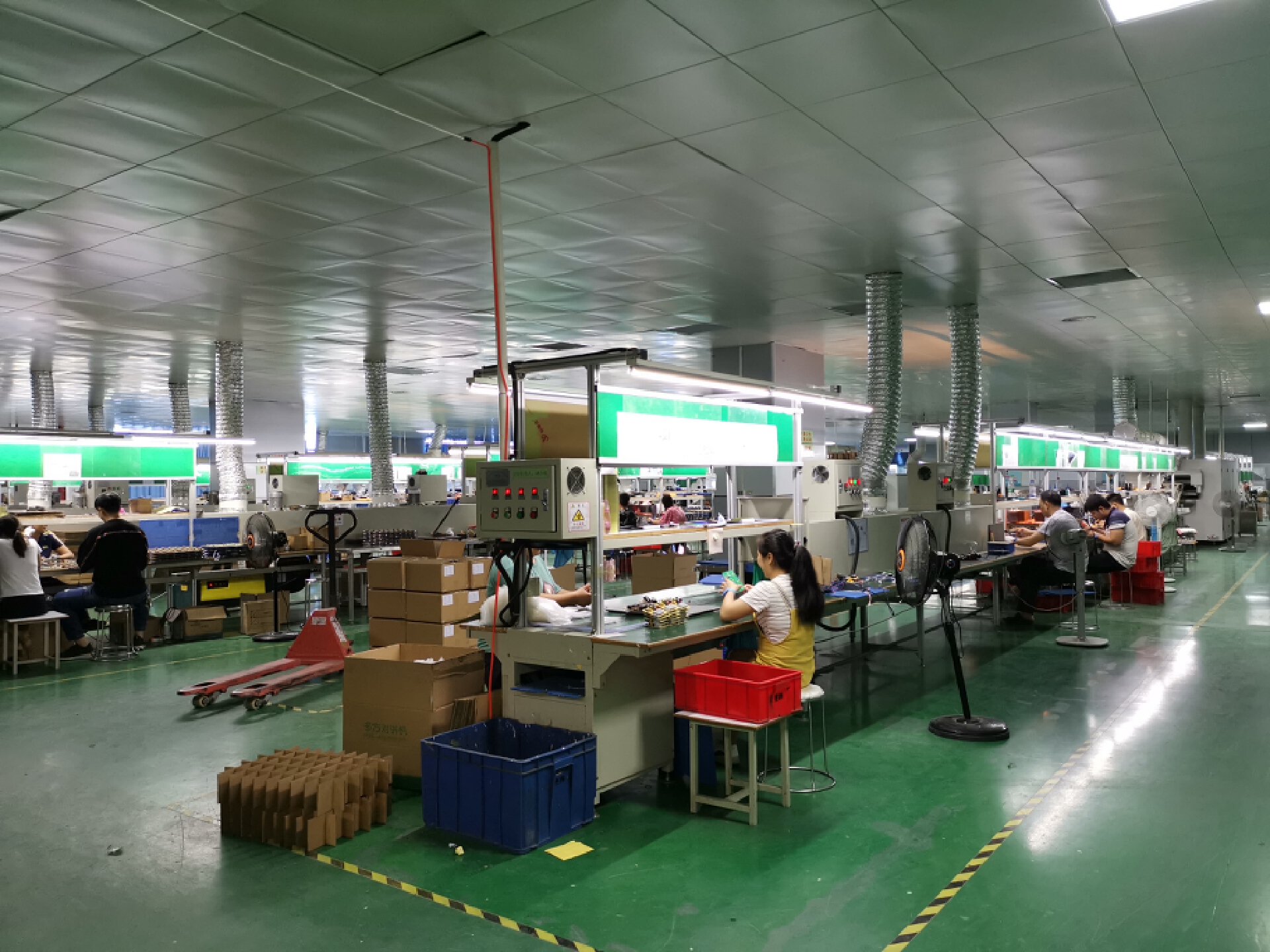 Zhongshan Yihouse Electric Co., Ltd. Juicer