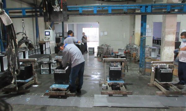 d59v6md621jc73eico30.jpg