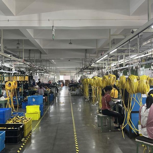 d59v82b285rs73akhau0.jpg
