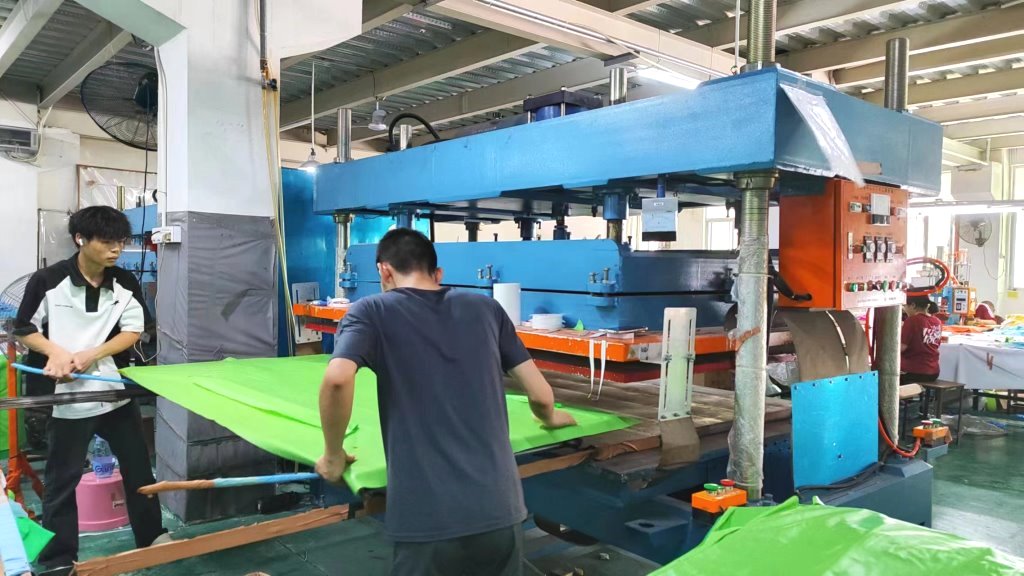 Jiangmen Tongcheng Toy Industrial Co., Ltd. Inflatable Pool