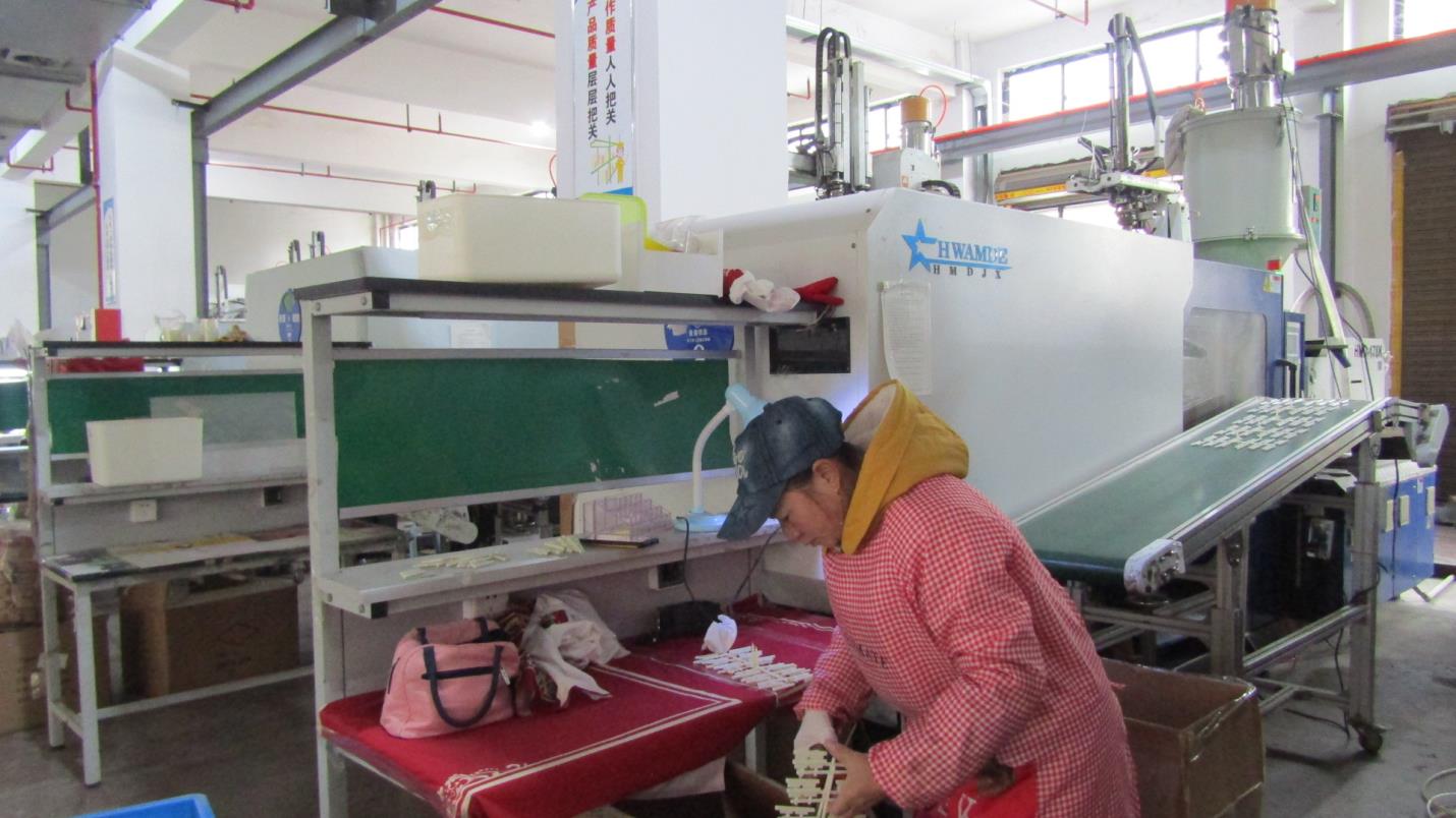 Hangzhou Cheng Liangpin Plastic Co., Ltd. Plastic storage boxes