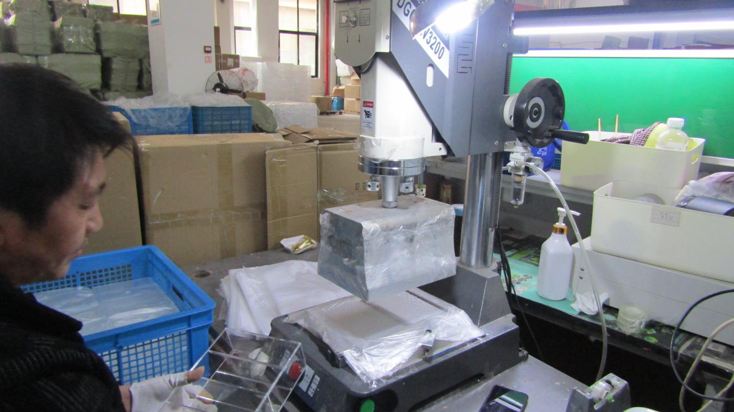 Hangzhou Cheng Liangpin Plastic Co., Ltd. Acrylic storage products