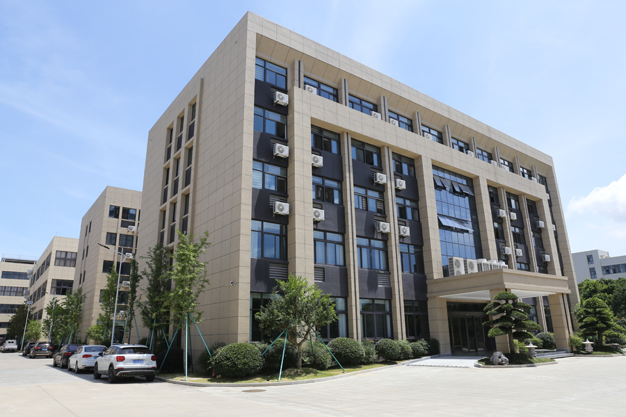 Taizhou Kaidali Plastic Textile Co., Ltd. factory image 1