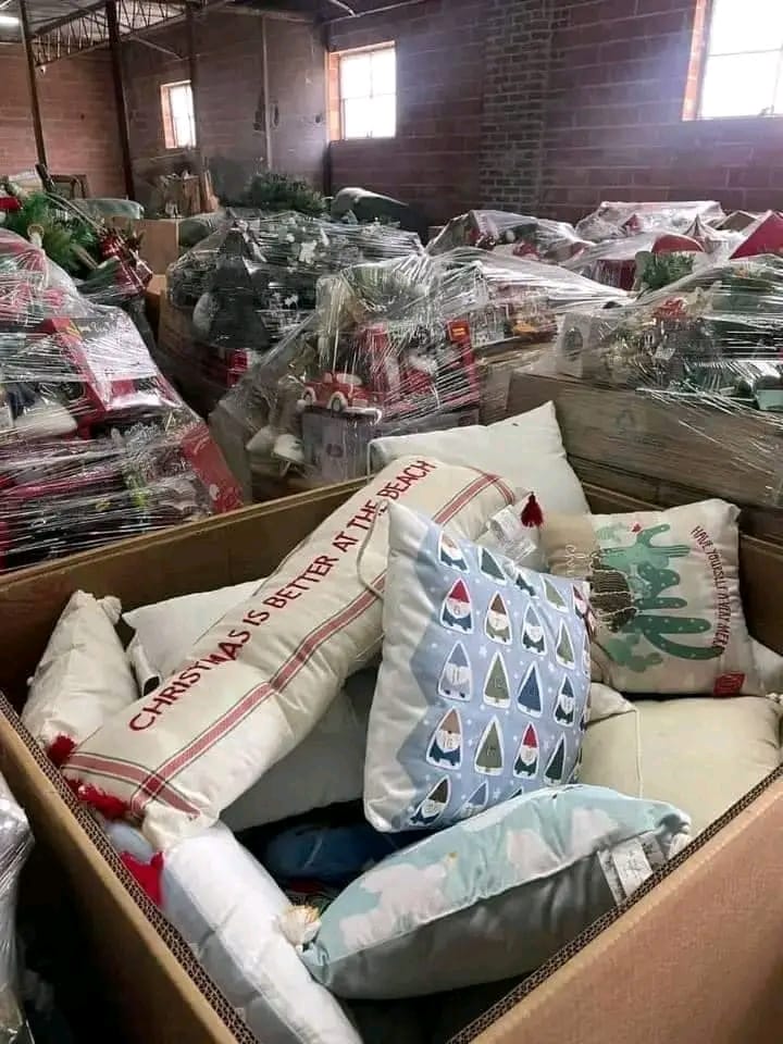 Wholesale Christmas Pallets Online