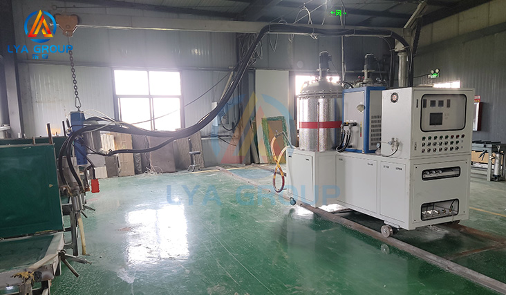 Zhengzhou Lya Group Co., Ltd. Mushroom Stone Pu Production Equipment