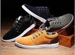 MakeMyShoe Canvas Sneakers