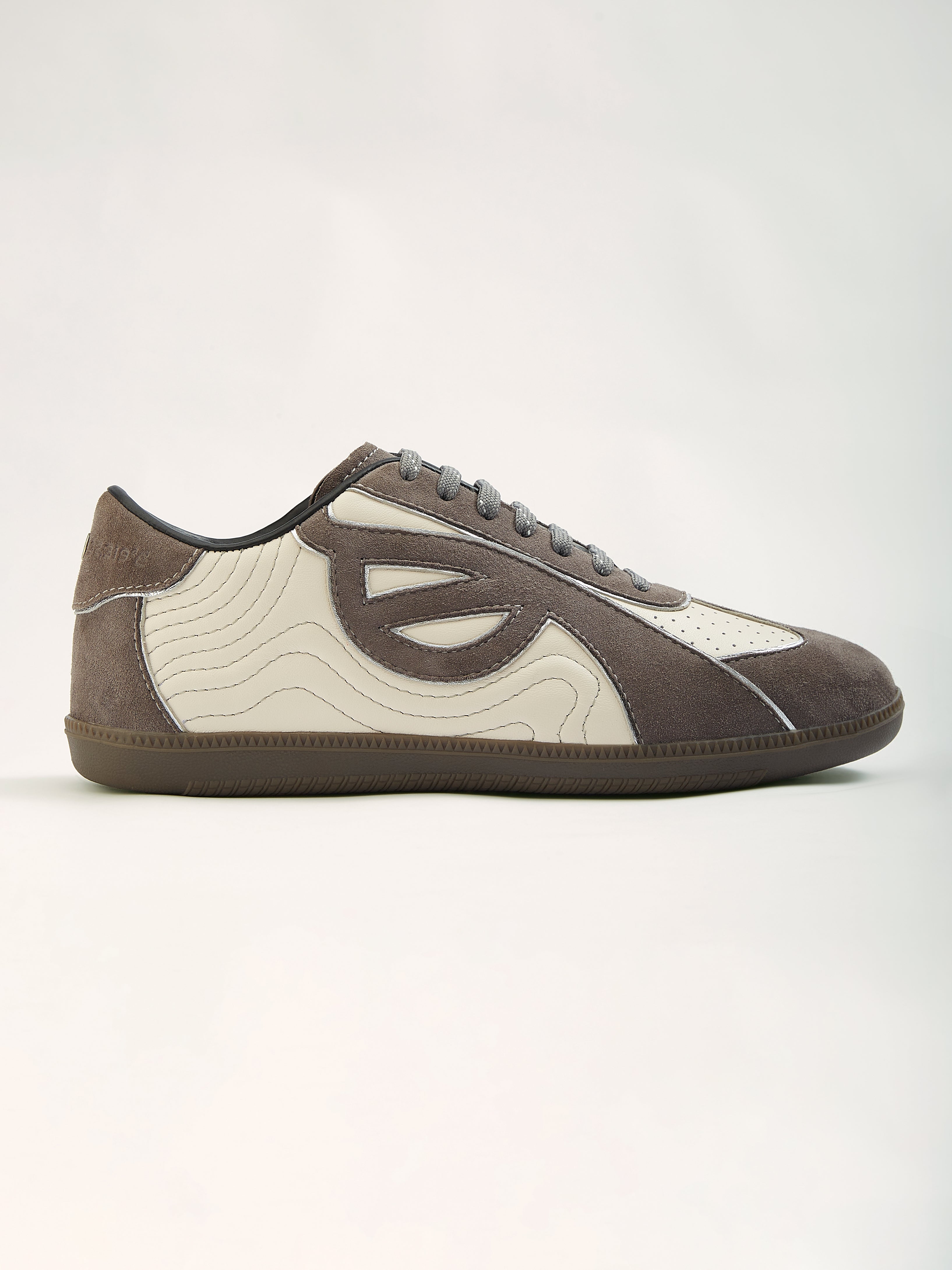 Banjaaran Studio Luna बोम्बर (Bomber) Sneakers