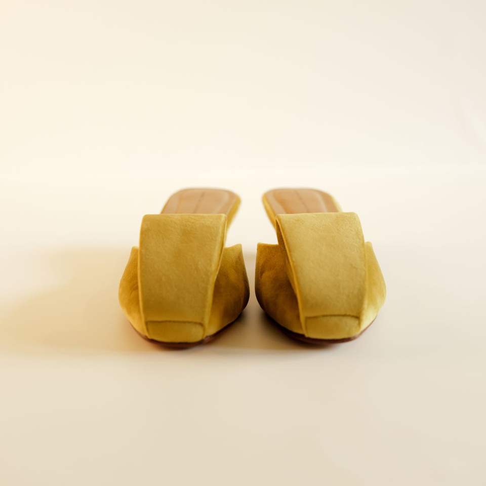 PT GLOBAL EDUKASI TALENTA INKUBATOR Premium KMS New Product High Quality Olive Heels Sandals