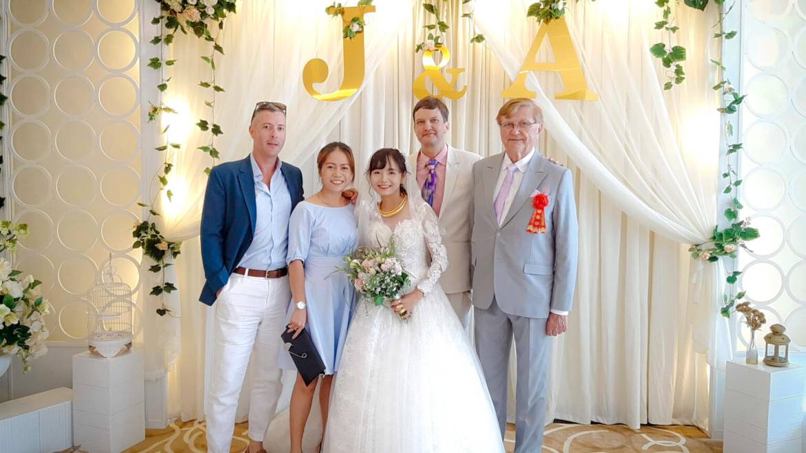 Belitailor Wedding Attire (Groom and Groomsmen)