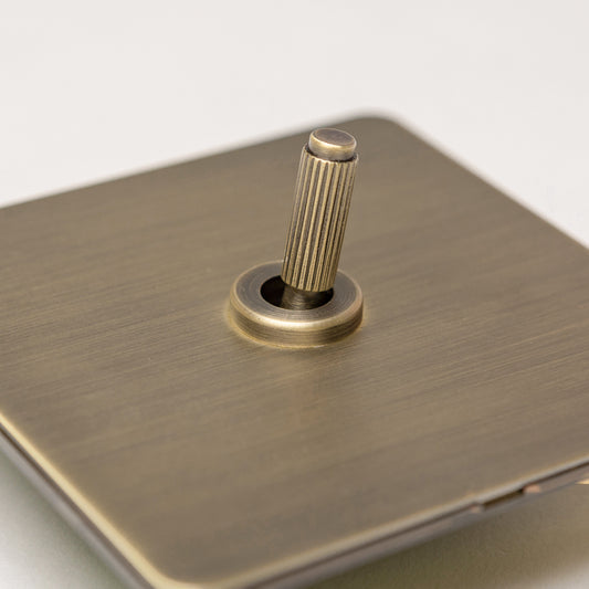 Brass bee Antique Brass Switches and Sockets - Straight Knurled Design