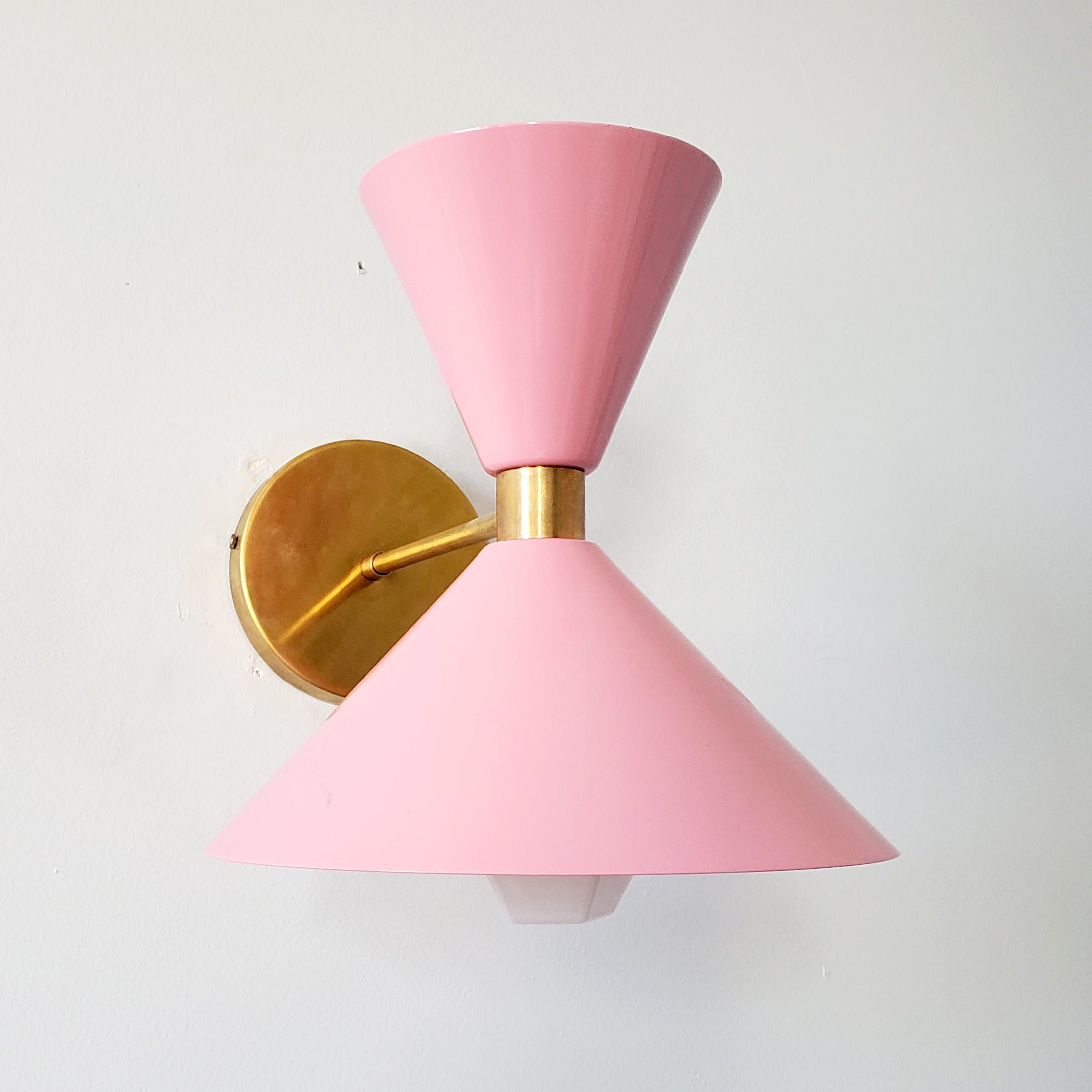 Oodioo Brass Cone Wall Sconce - Hourglass Lighting for Home Spaces