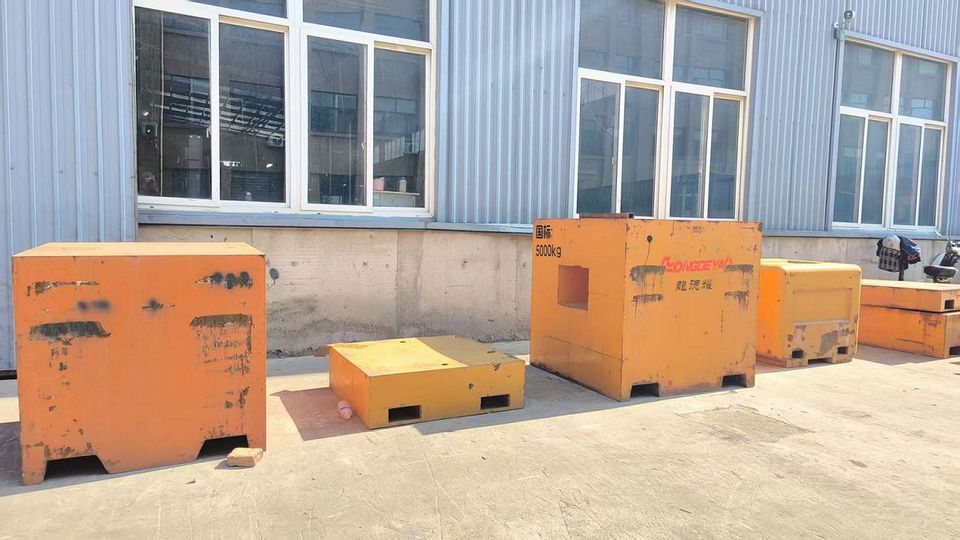 New 1.6 Ton Electric Forklift with Wide View Mast Counterbalance Design