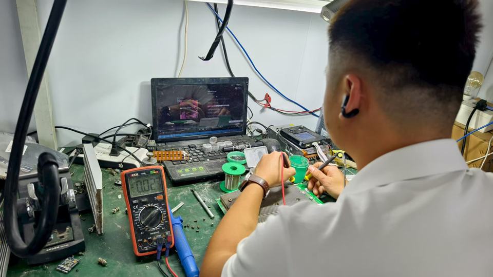 Open Source Solo Bitcoin Nerdminer Miner Bitaxe Series 4.8TH/s Low Power ASIC Mining Device