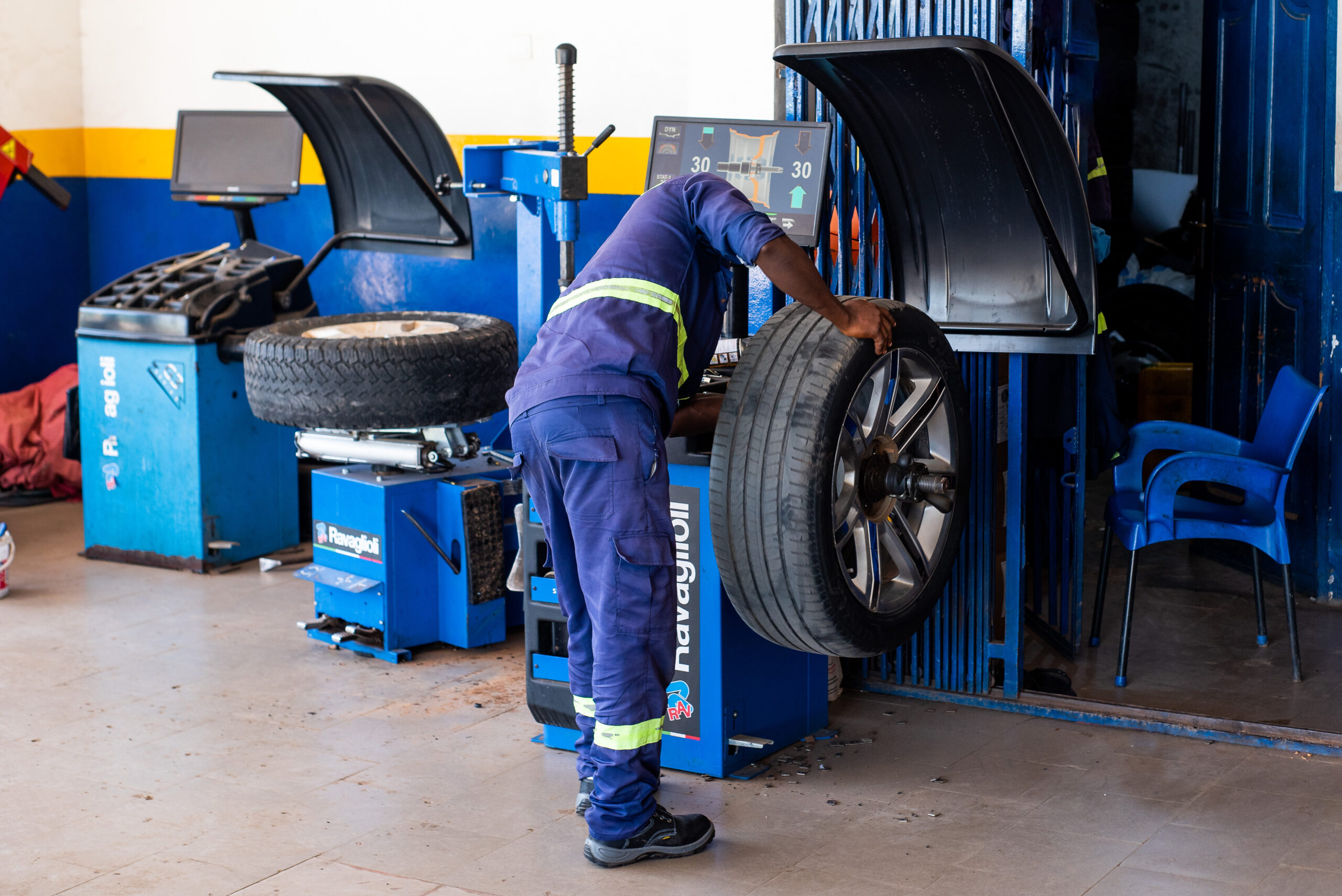 SCION LIMITED Tyre Balancing