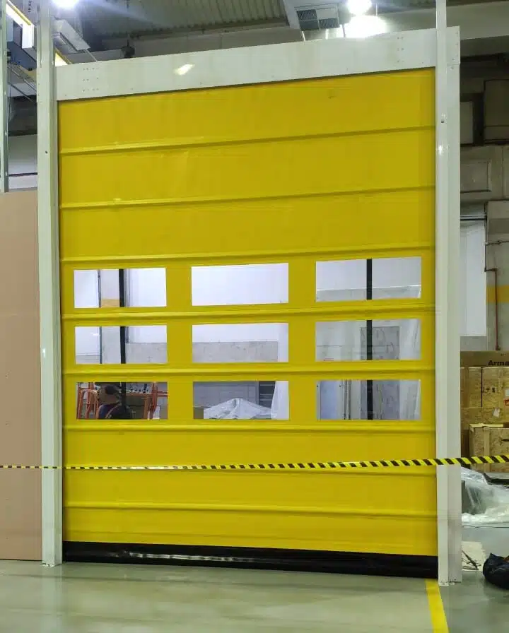 Esmevi Puerta Rápida Apilable PVC