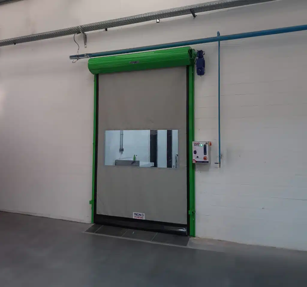 Esmevi Puerta Rápida Lona PVC