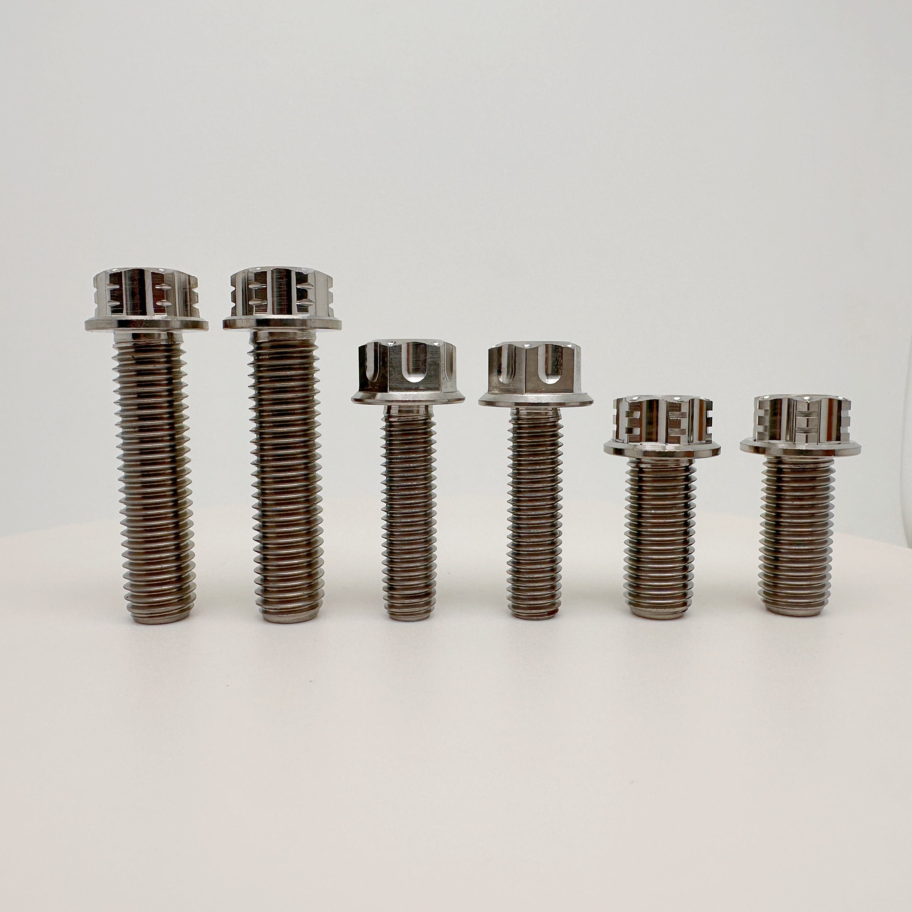 Baoji Xijing New Material Technology Limited Wholesale Gr5 Titanium Torx Flange Head Bolts M5-M10 High Strength Anti-Corrosion...