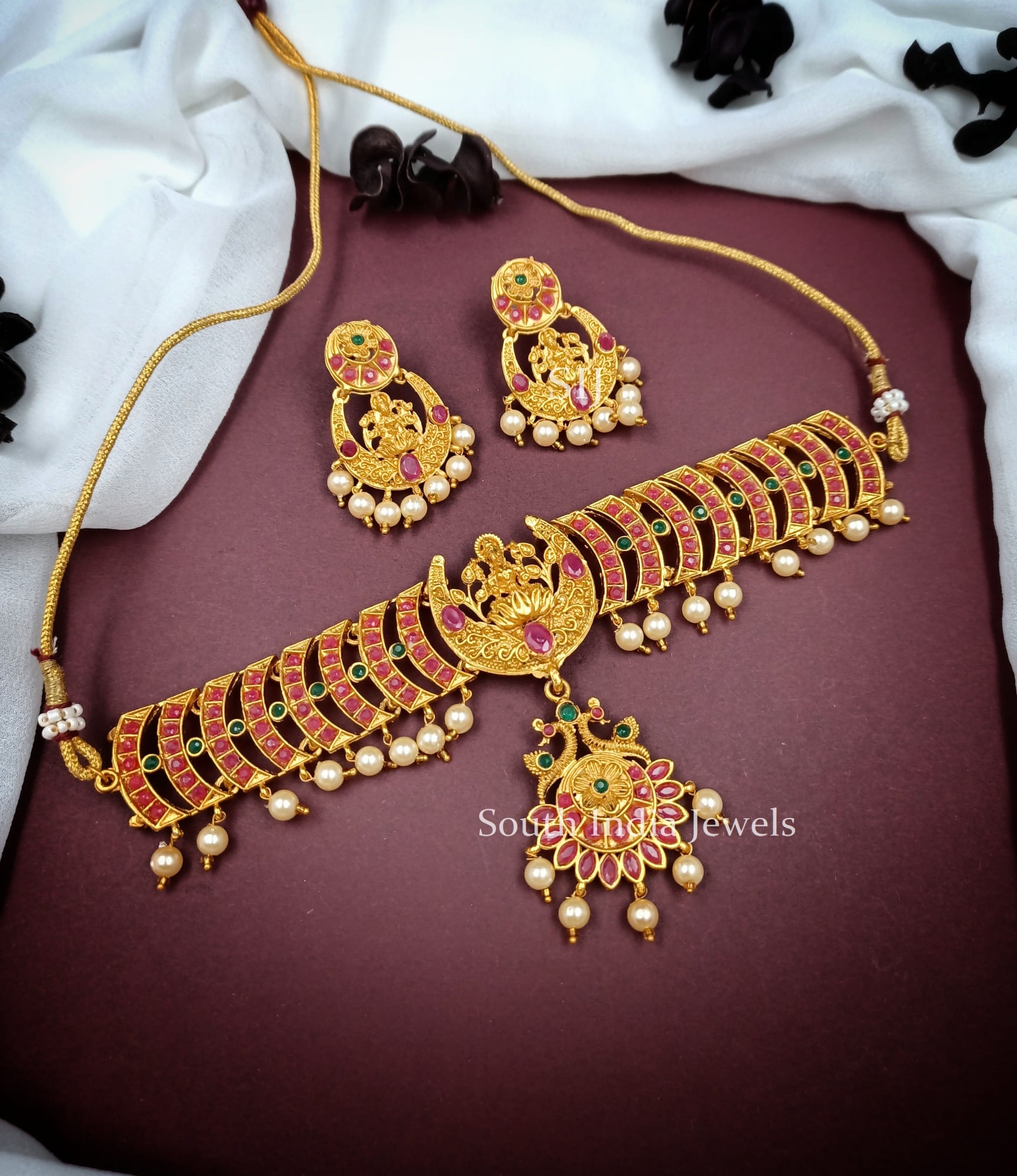 Chendhur Collections Traditional Lakshmi Design Choker