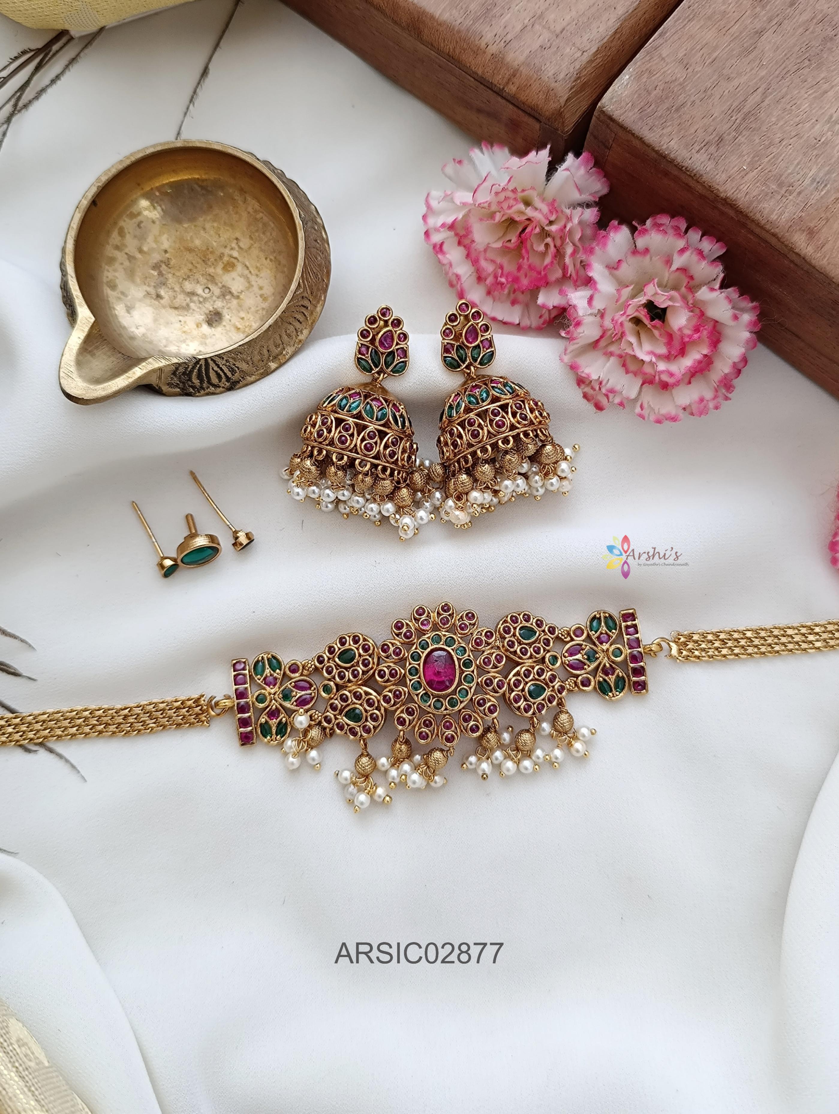 Arshi's Kemp and Green Stone Choker